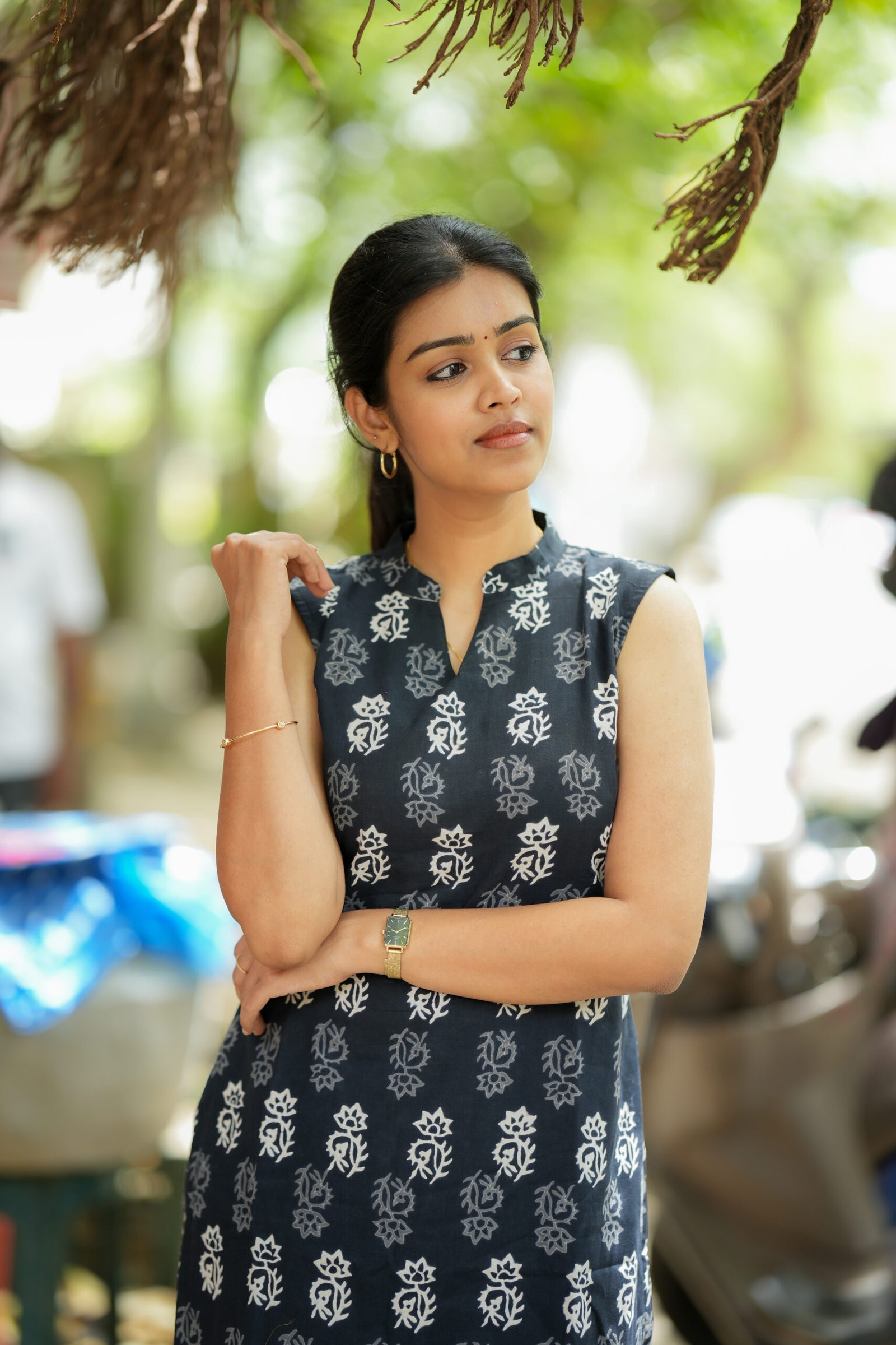 Black Floral Straight Kurta with Chevron Pants - Image 2