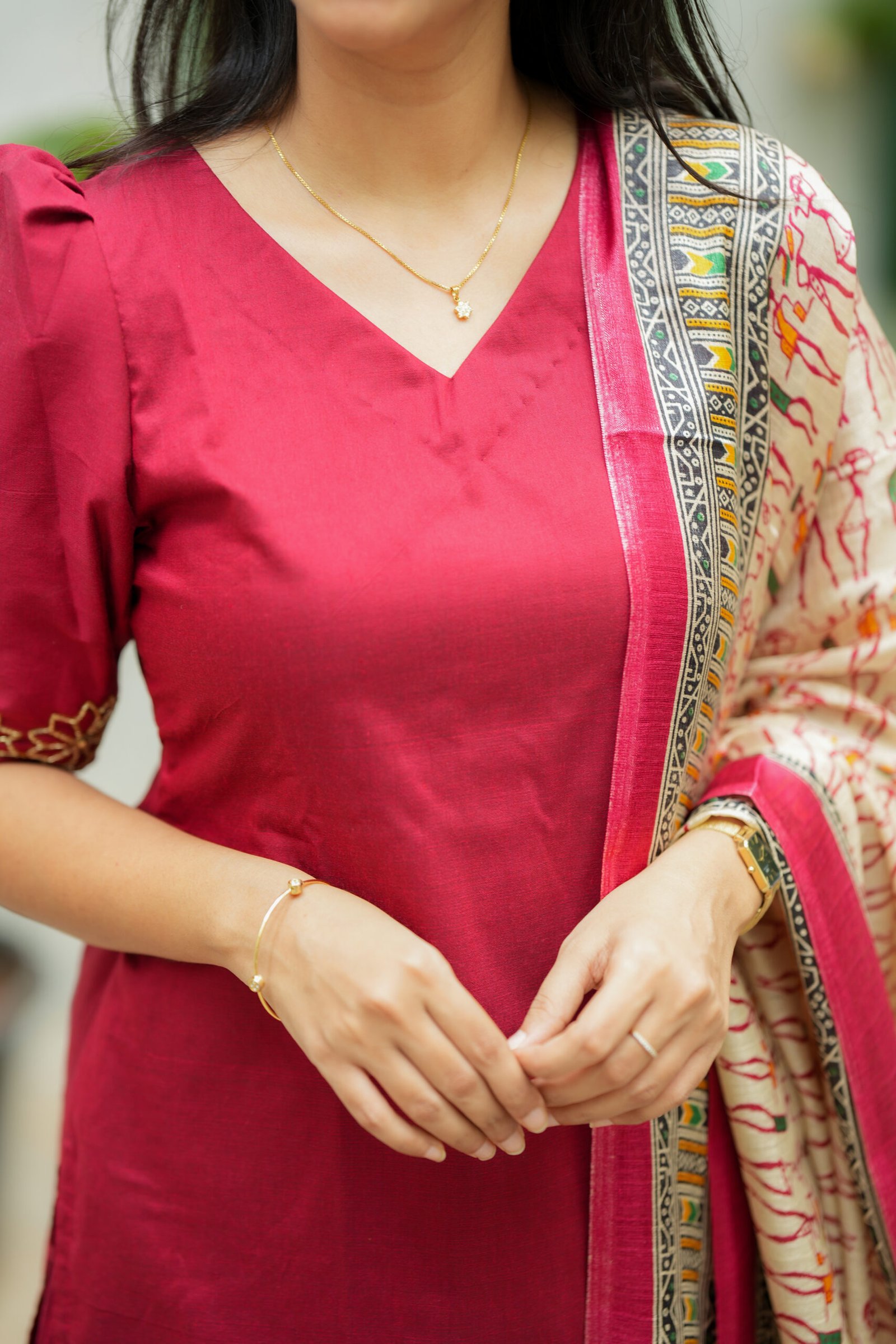 Red Straight Kurta with Embroidered Sleeves - Image 3